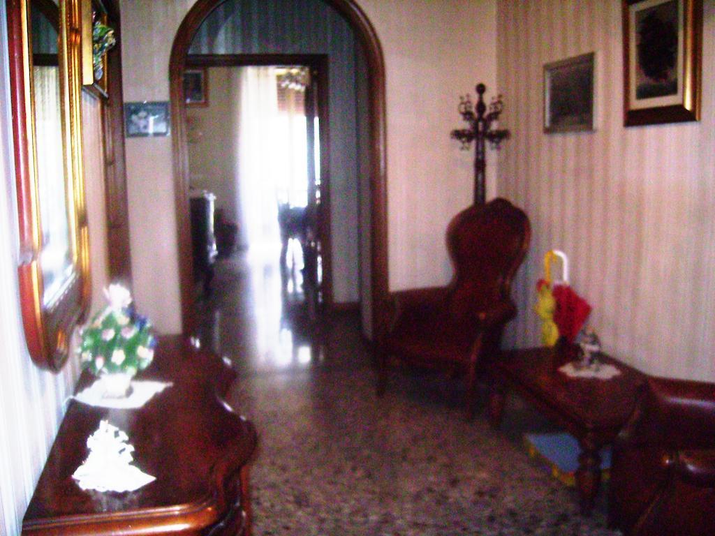 La Dimora Di Anna Apartment Naples Room photo